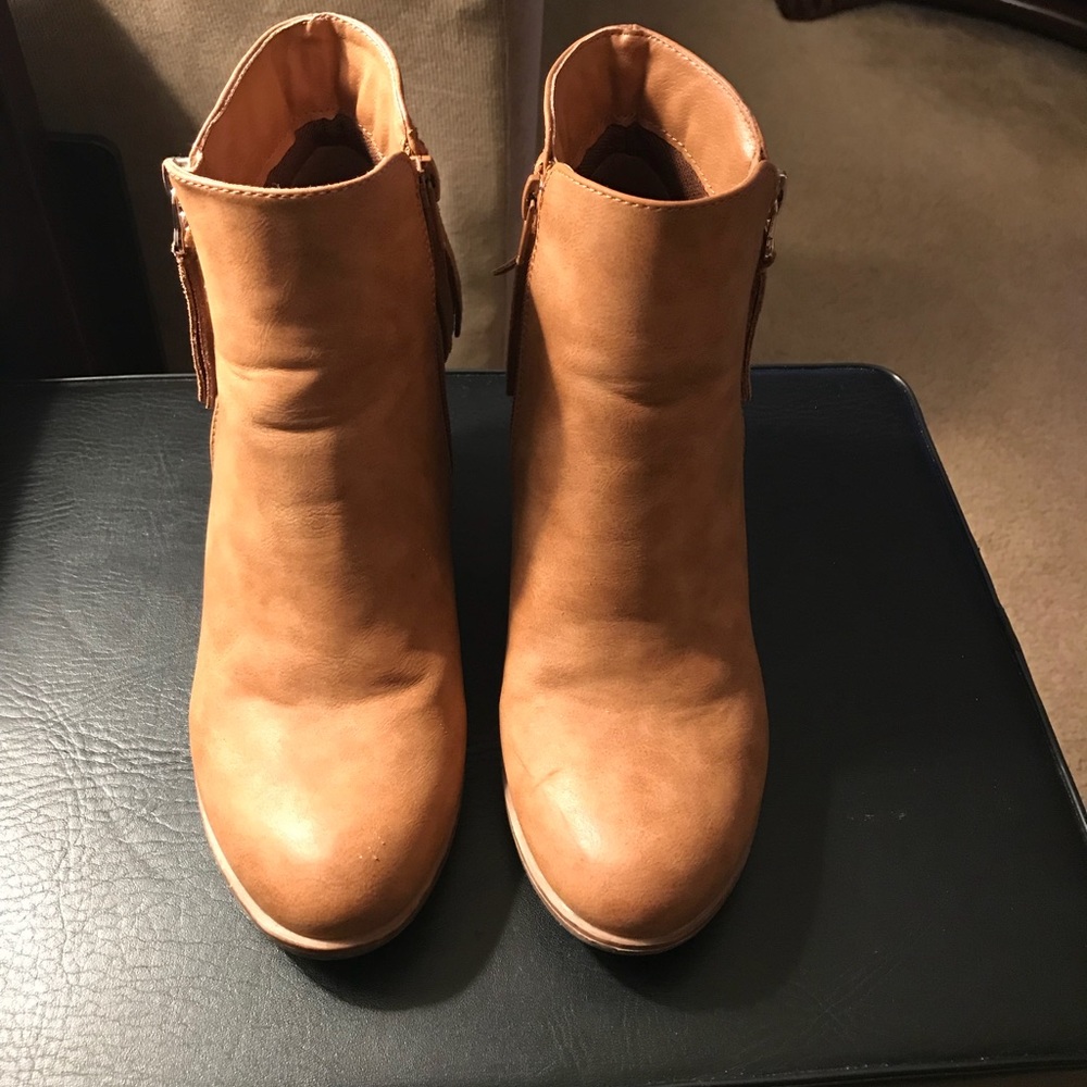 Chestnut Booties